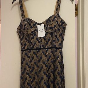 Brand new women’s dress, built in bra cups